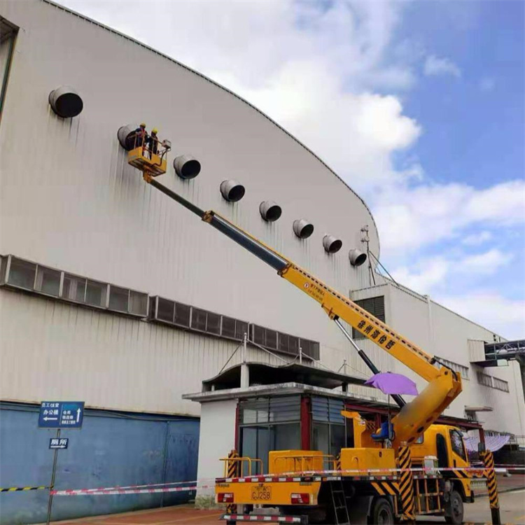 南陵县高空作业车出租服务：专业广告牌安装解决方案