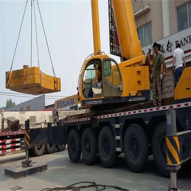 南陵县当地吊车出租|机器吊装|75吨|工厂搬迁服务